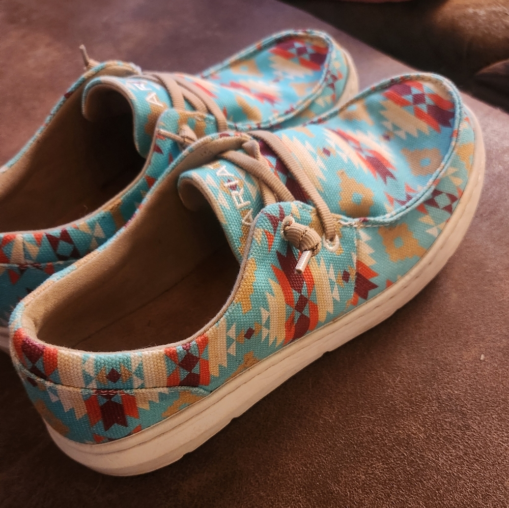 Ariat TURQUOISE SADDLE BLANKET hilo shoe